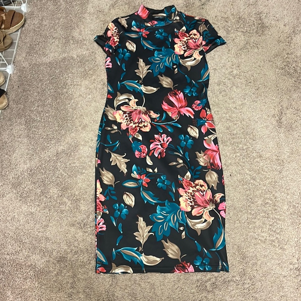SheinDress Medium